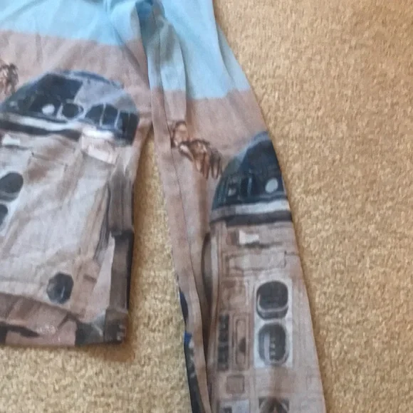 REALLY RARE SOLD OUT BNWT STAR WARS MESH LONG SLEEVE TOP FROM ZARA. SIZE SMALL. - Picture 8 of 15